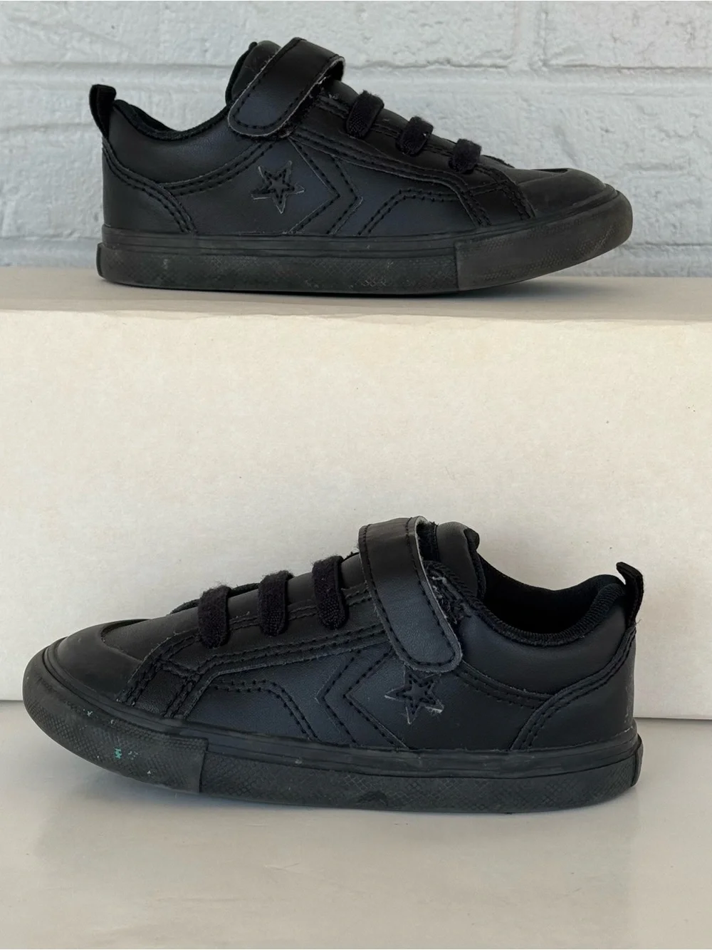 Converse ProBlazeLow Leather PreSchool Sneakers T9